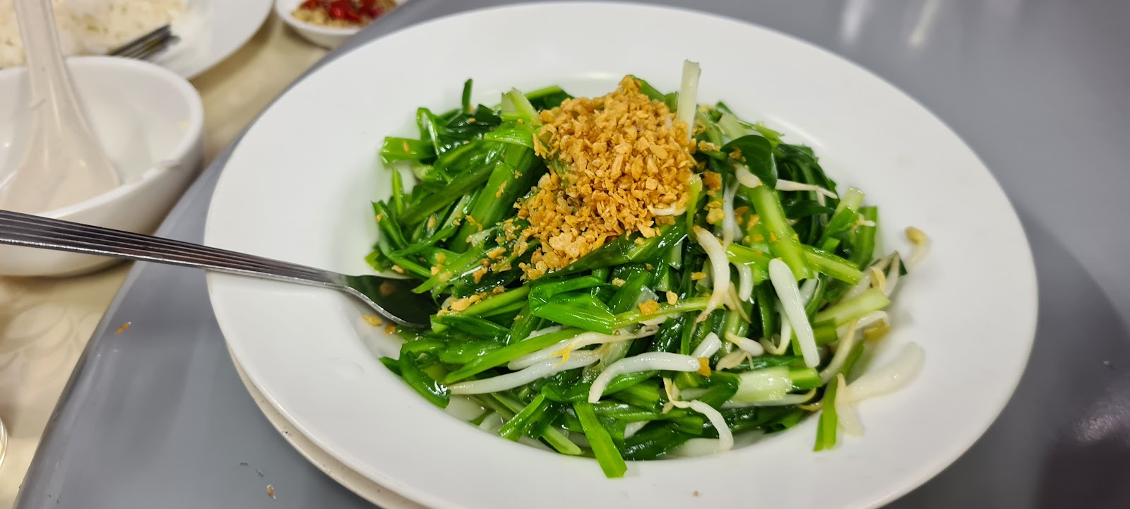 鱼漂金砖扒三宝菜 Braised Fish Maw with Three Treasures Vegetables